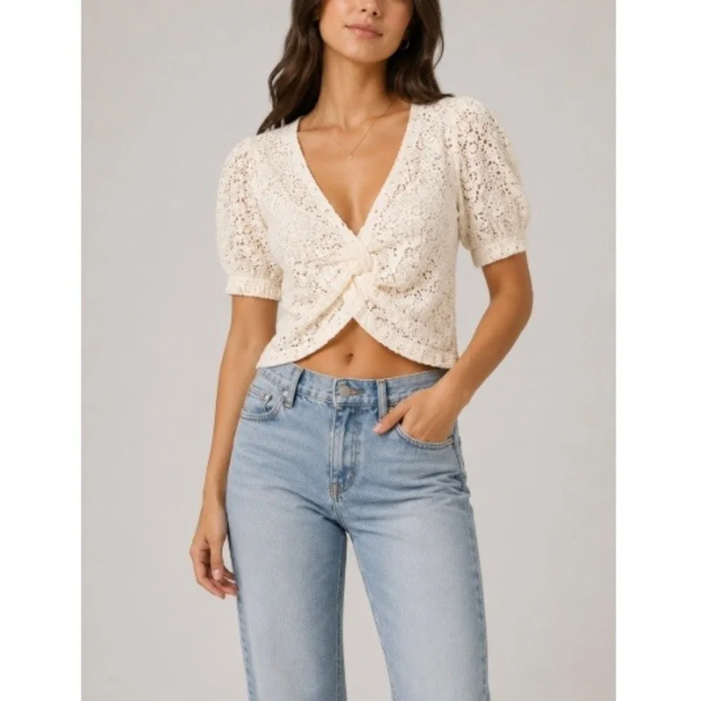 Easy Clothes Women's Beige Ecru Embroidered Safia Blouse Size S/M NWT